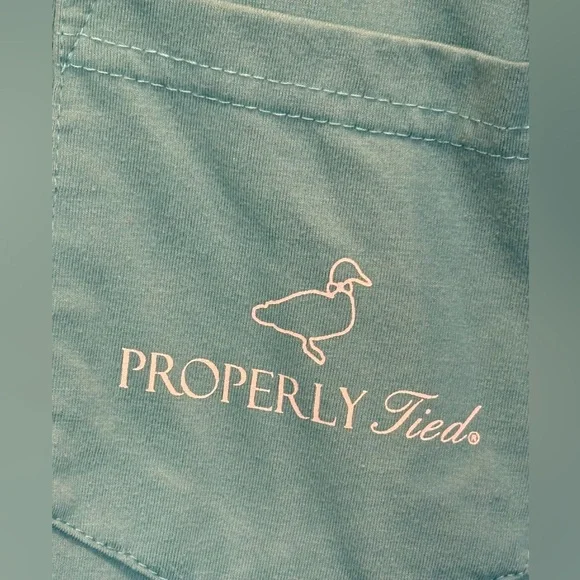 Properly Tied Long Sleeve Pocket T-Shirt Duck Dog Graphic Men’s Small - Picture 2 of 5